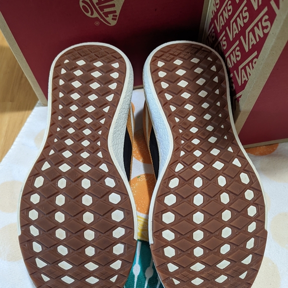 Vans UltraRange - Picture 4 of 11